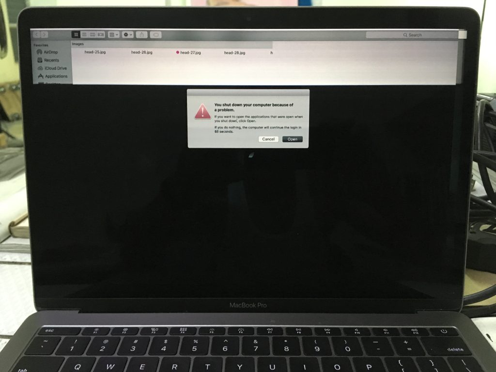 Macbook Black Screen Problem